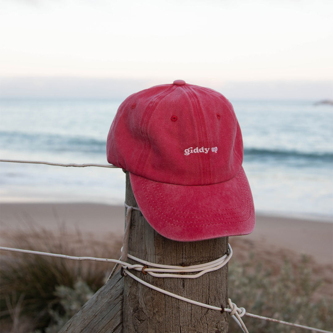 Lovefound Slogan Cap - Giddy Up
