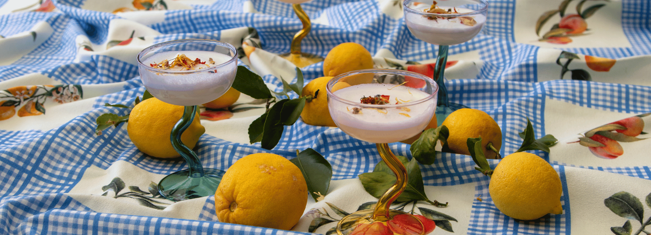 Our favourite Lemon Meringue Cocktail 🍋