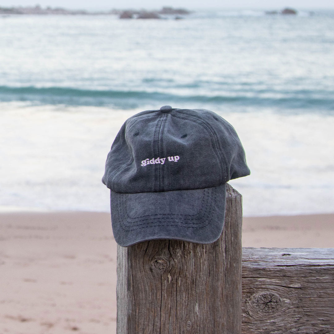 Lovefound Slogan Cap - Giddy Up